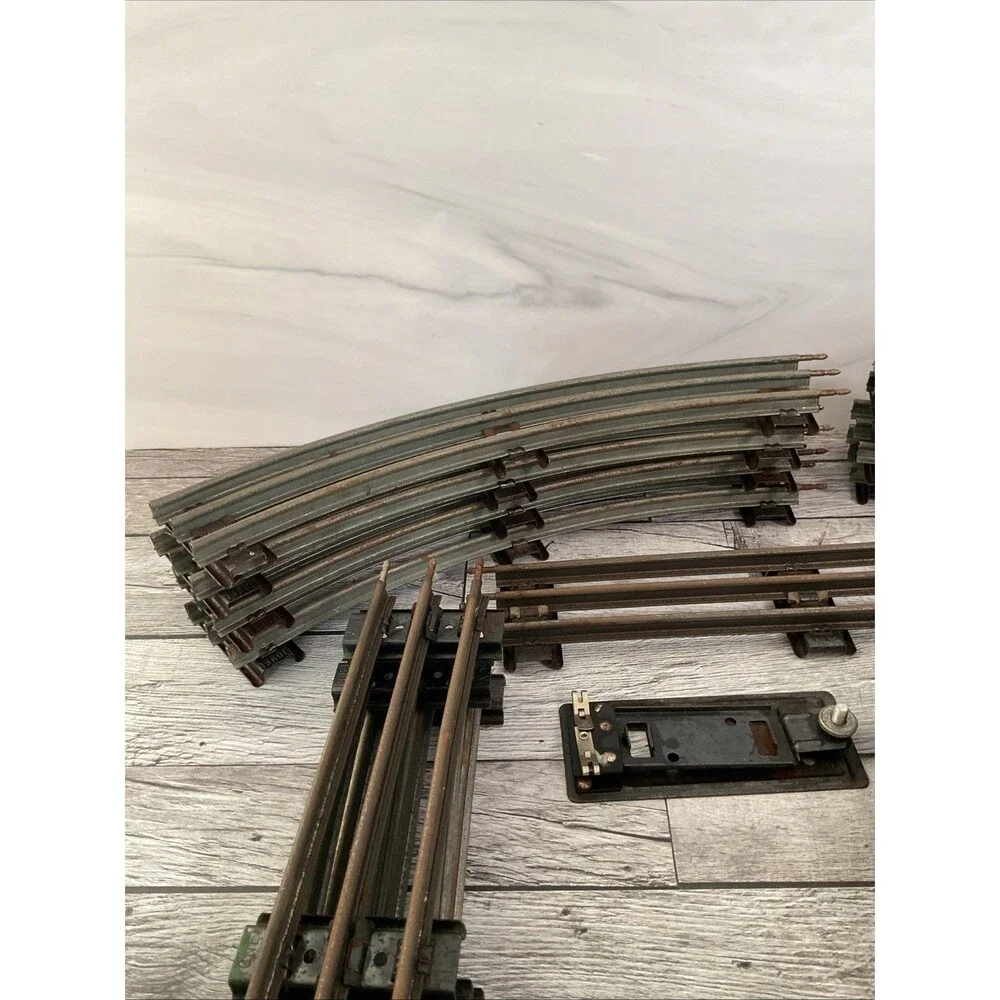 Lot of 19 Vintage Lionel O Gauge Train Track Straight and Curved Lot- Used